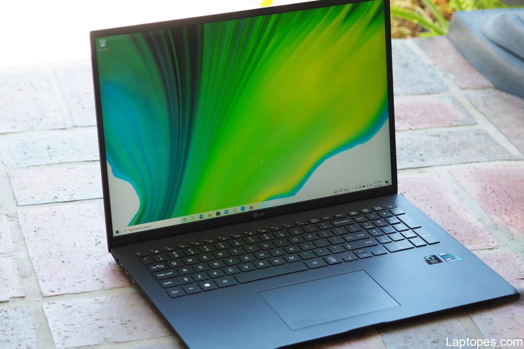 BEST UPCOMING LAPTOPS 2022 Best laptops 2022 - lg gram 17 (2021)